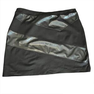 Laura Plus Black Mixed Media Faux Leather Panels Patchwork Pencil Skirt Size 3x